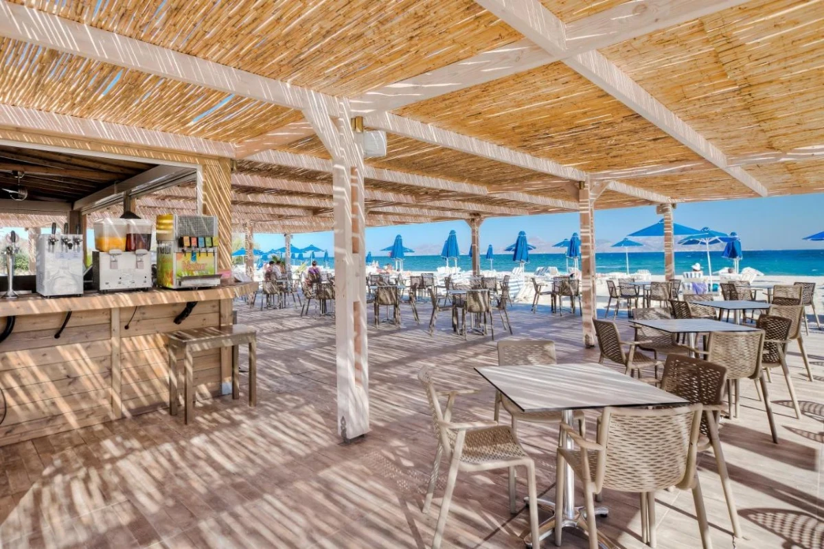 Caravia Beach