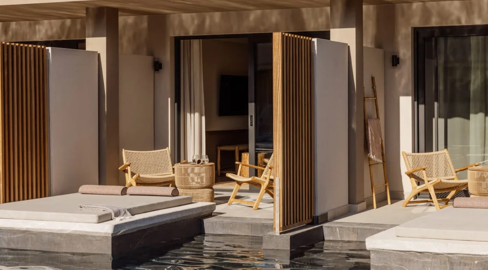 Junior Suite Swim Up at Unda