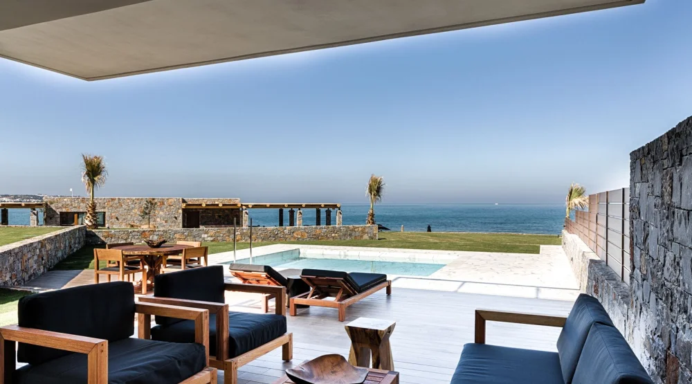 Dream Villa Beachfront with Private Pool at Abaton Island Resort & Spa