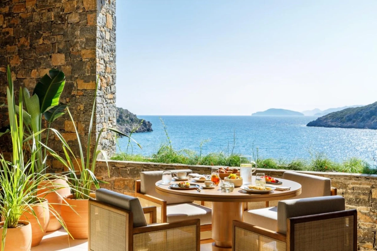 Daios Cove Luxury Resort & Villas