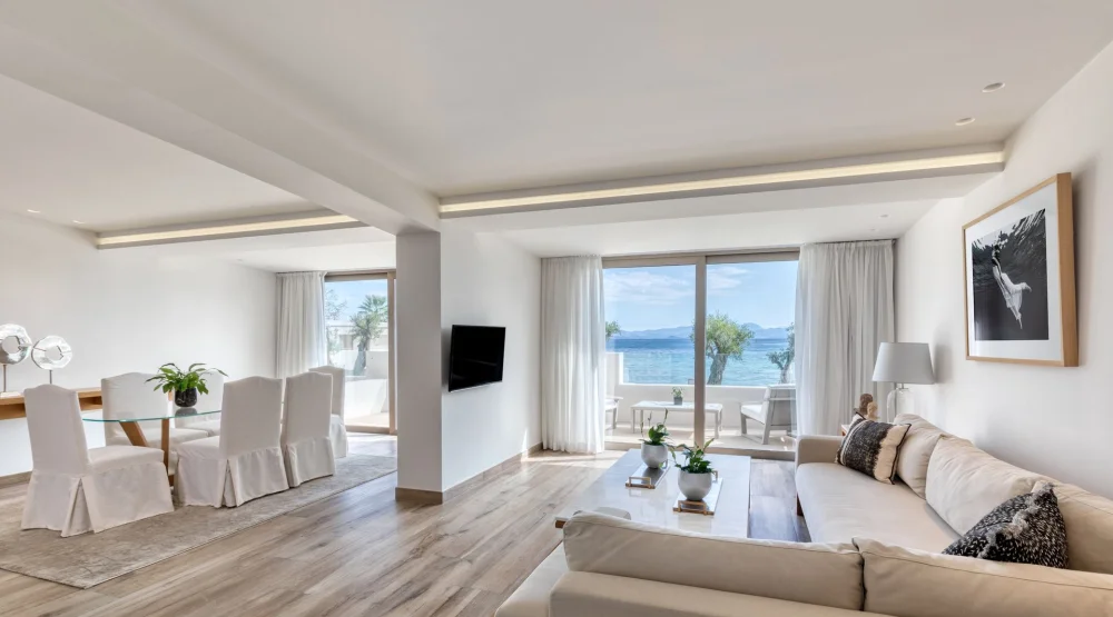 Emerald Residence Two Bdr Sea View at Domes Miramare, A Luxury Collection Resort