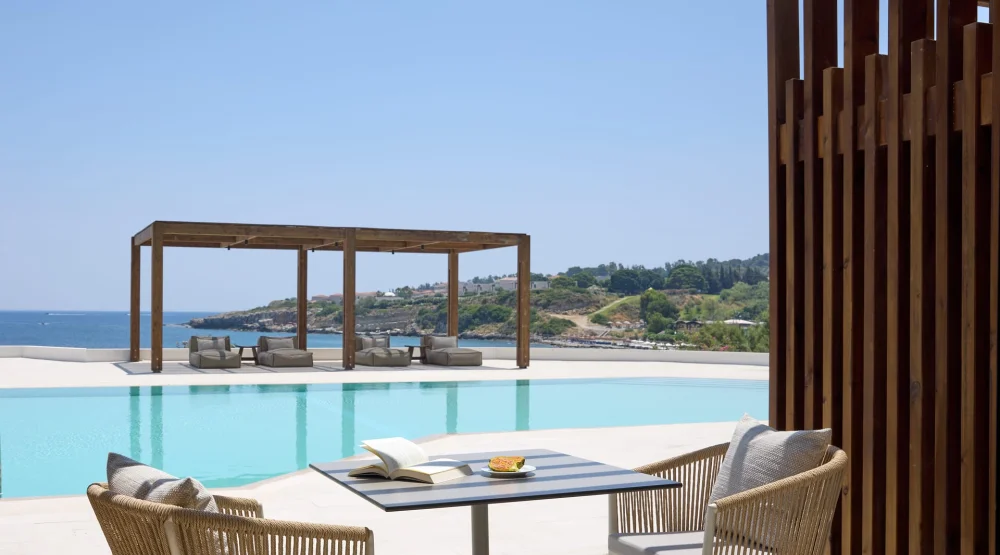 Open Plan Suite with Sharing Pool & Private Sauna at Ella Elissa