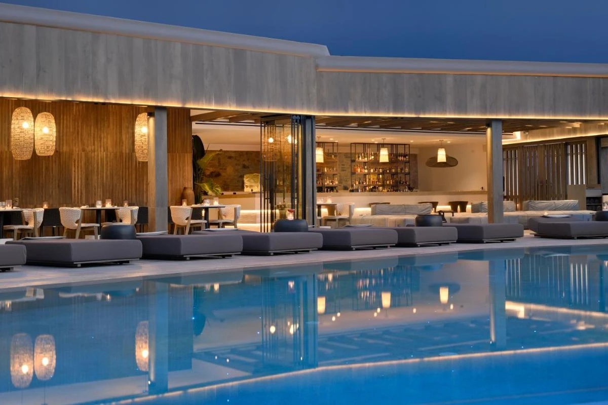 Aeonic Suites & Spa