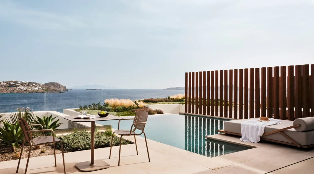 The Coast Grand Suite with Pool & Sea View at The Coast Bill&Coo