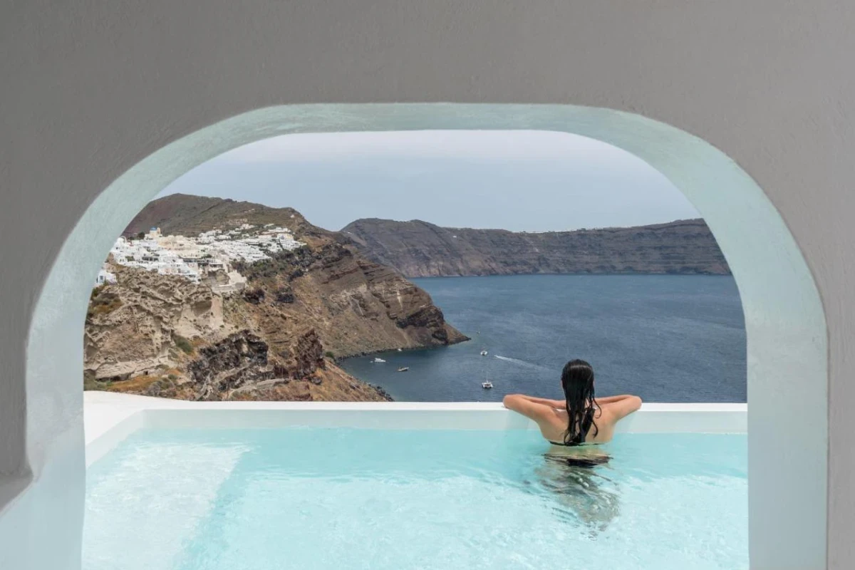 Aspaki Exclusive Hotel