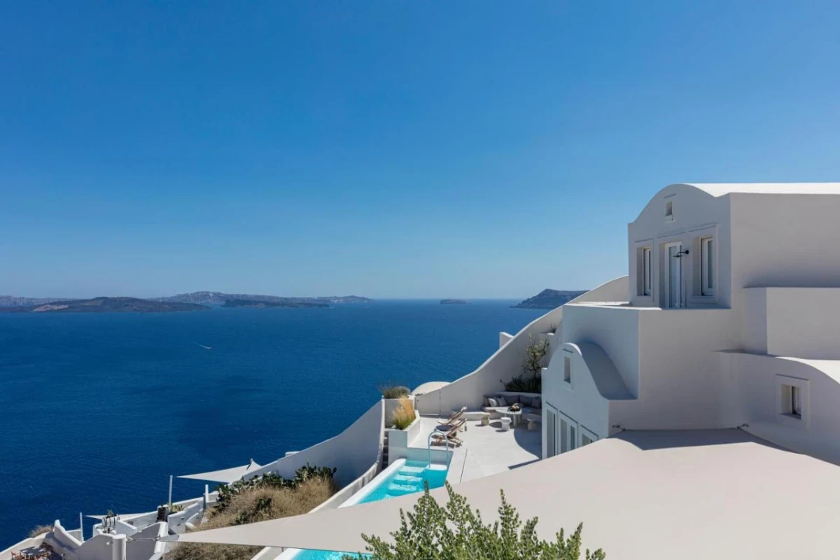 Canaves Oia Suites
