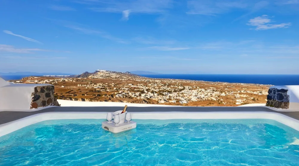 Lava Residence Suite with Heated Pool & Panoramic View at Carpe Diem, Exclusive Boutique Resort