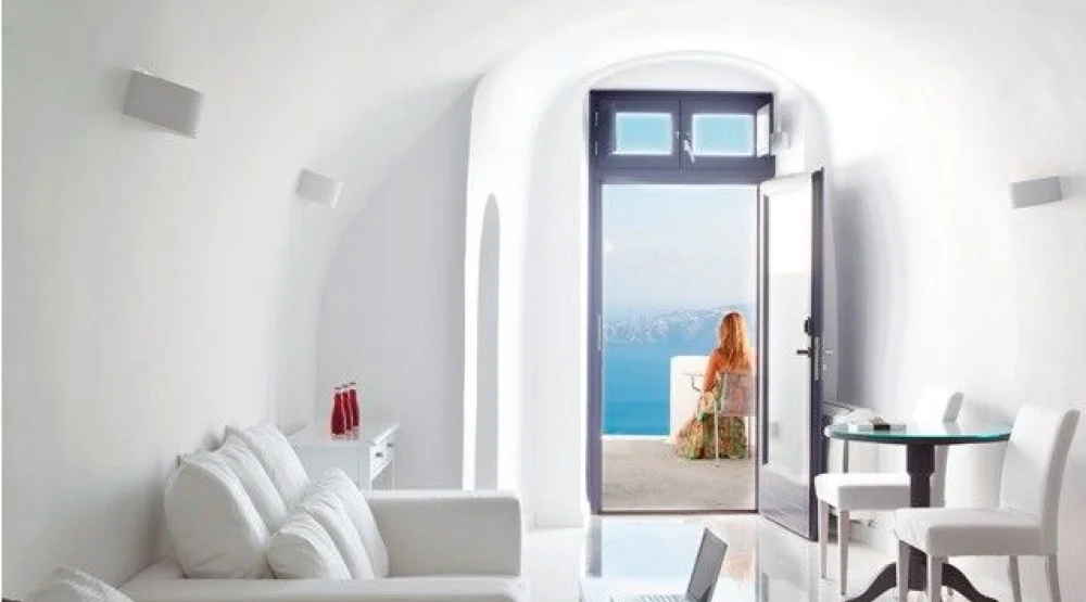 Senior Suite at Katikies Chromata Santorini