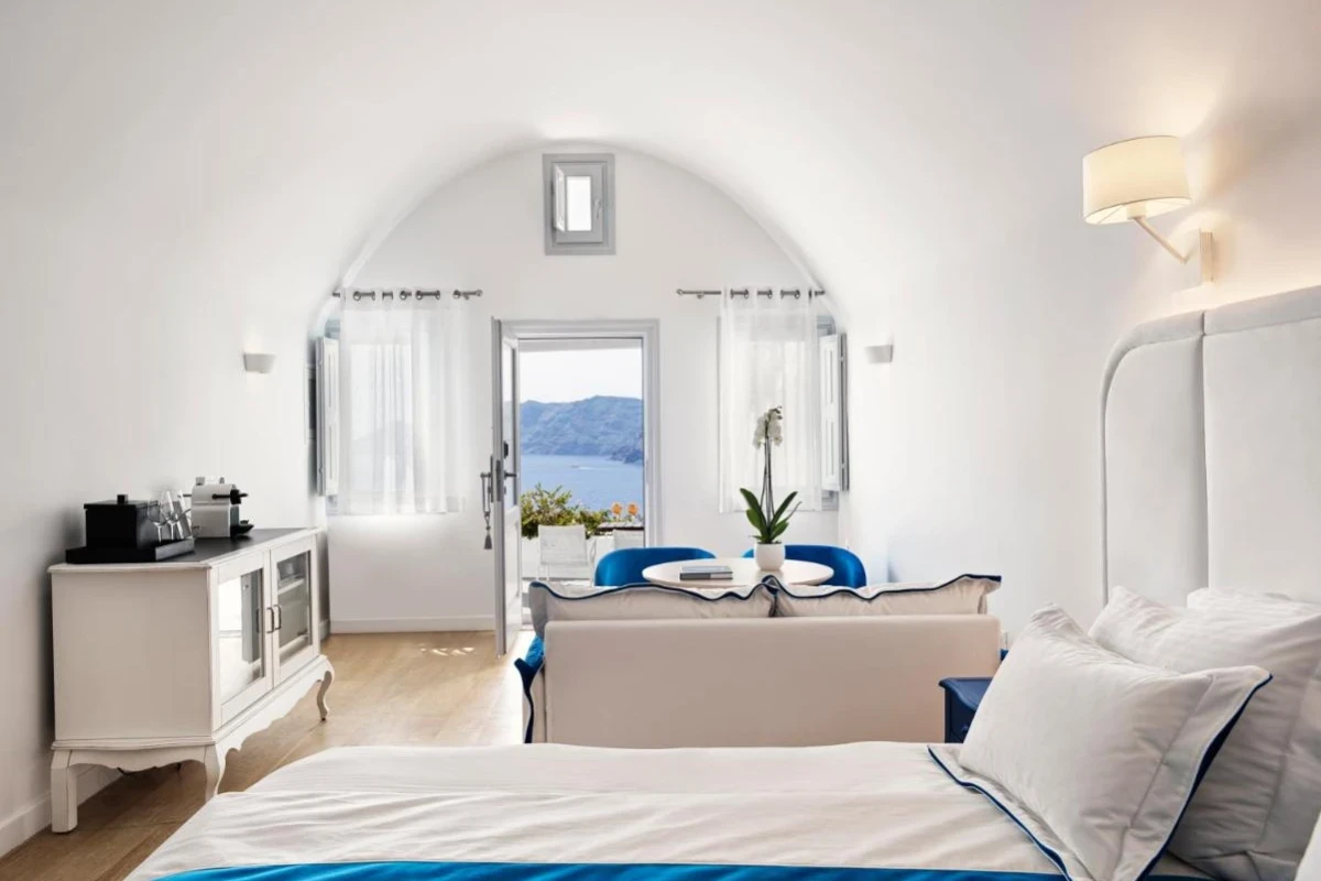 Katikies Santorini