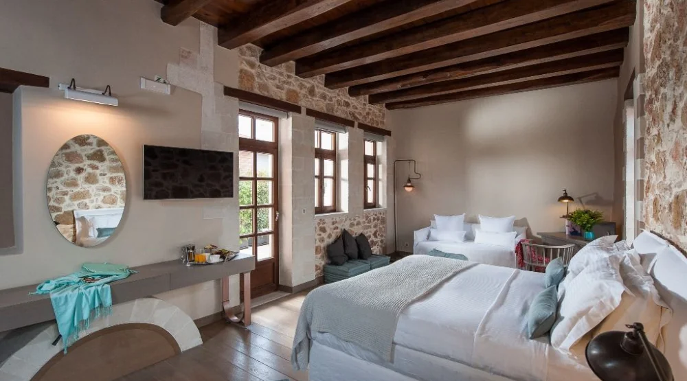 Superior Suite with Terrace at Serenissima Boutique Hotel