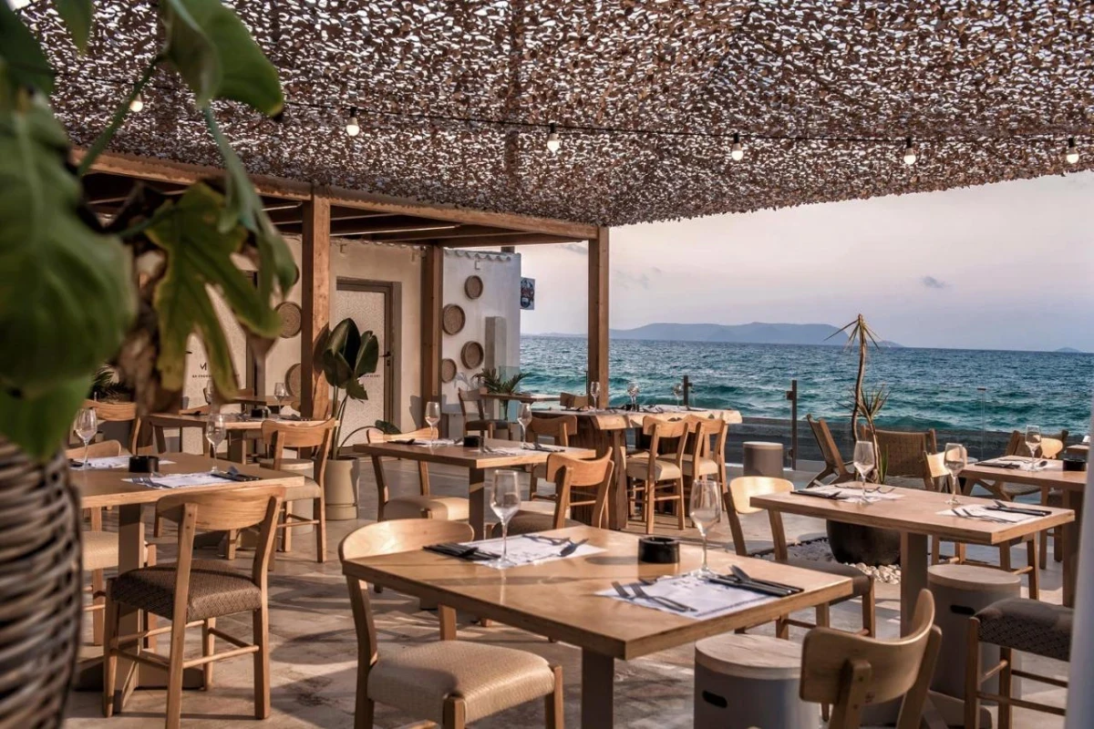 Enorme Maya Beach Hotel