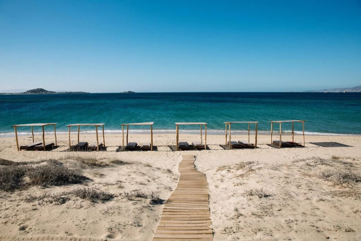 Ammothines Cycladic Suites