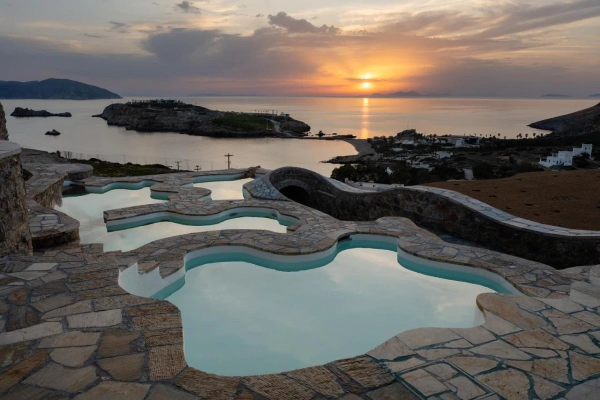 Agalia Luxury Suites