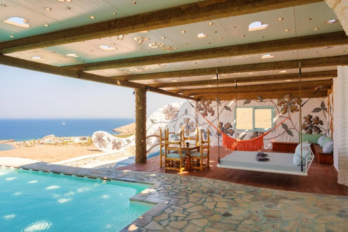 Agalia Luxury Suites