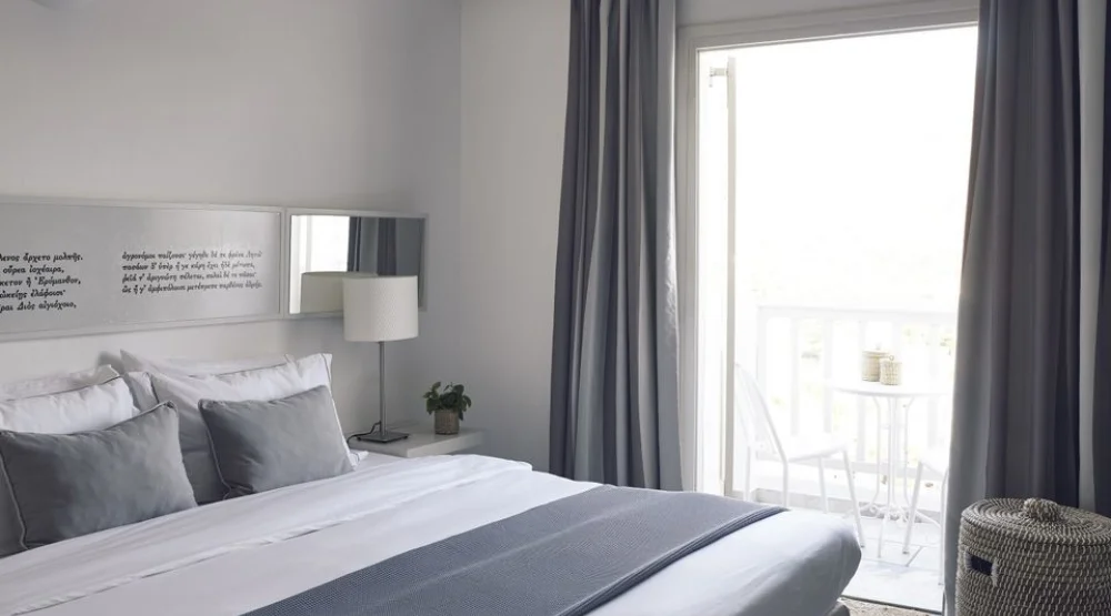 Cozy Room Side Sea View at Ios Palace Hotel & Spa