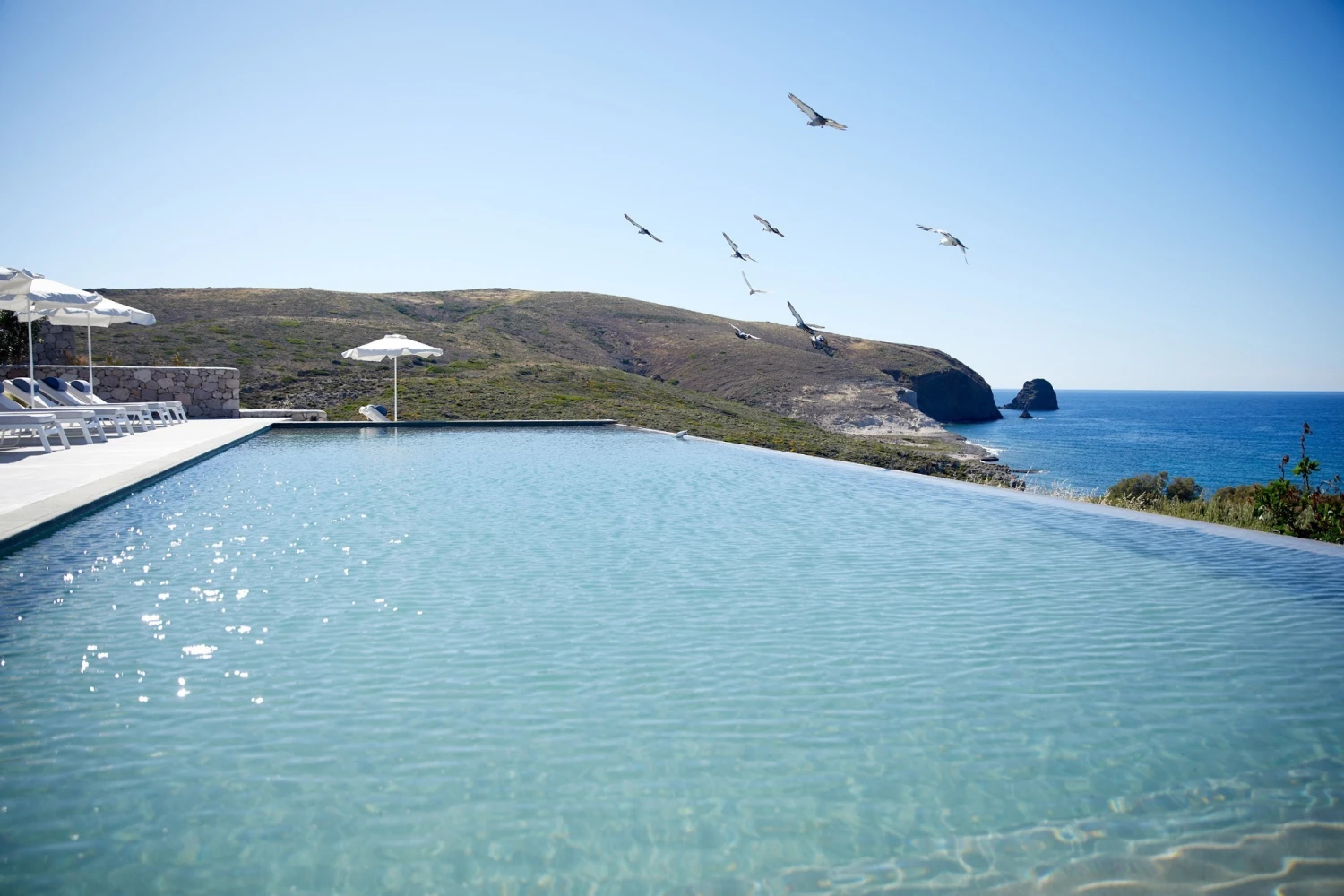 Milos Breeze Boutique Hotel