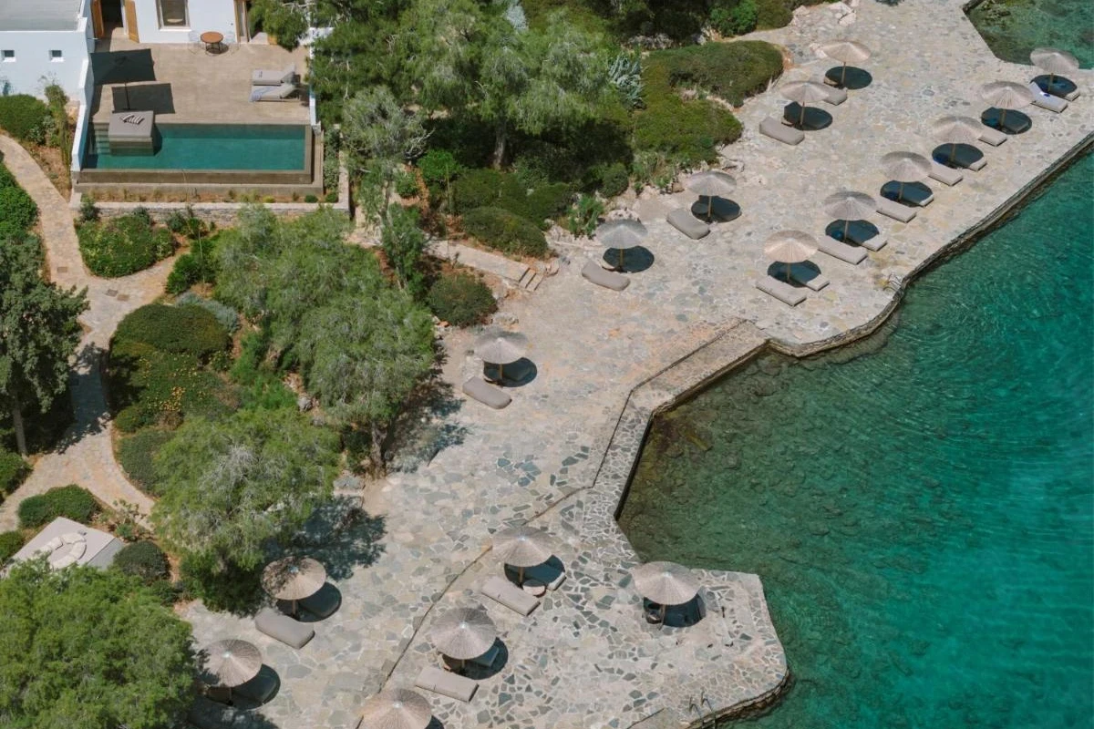 Minos Beach Art Hotel