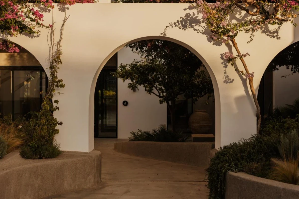 Minos Beach Art Hotel