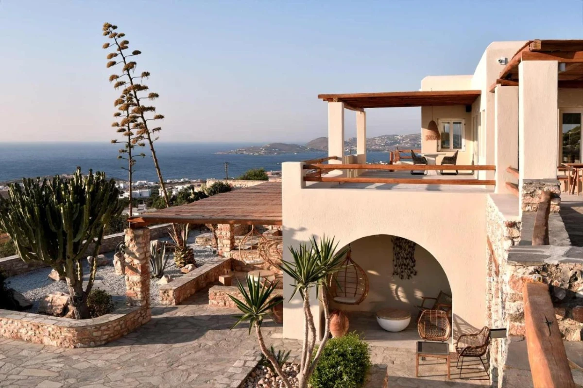 Mythic Paros