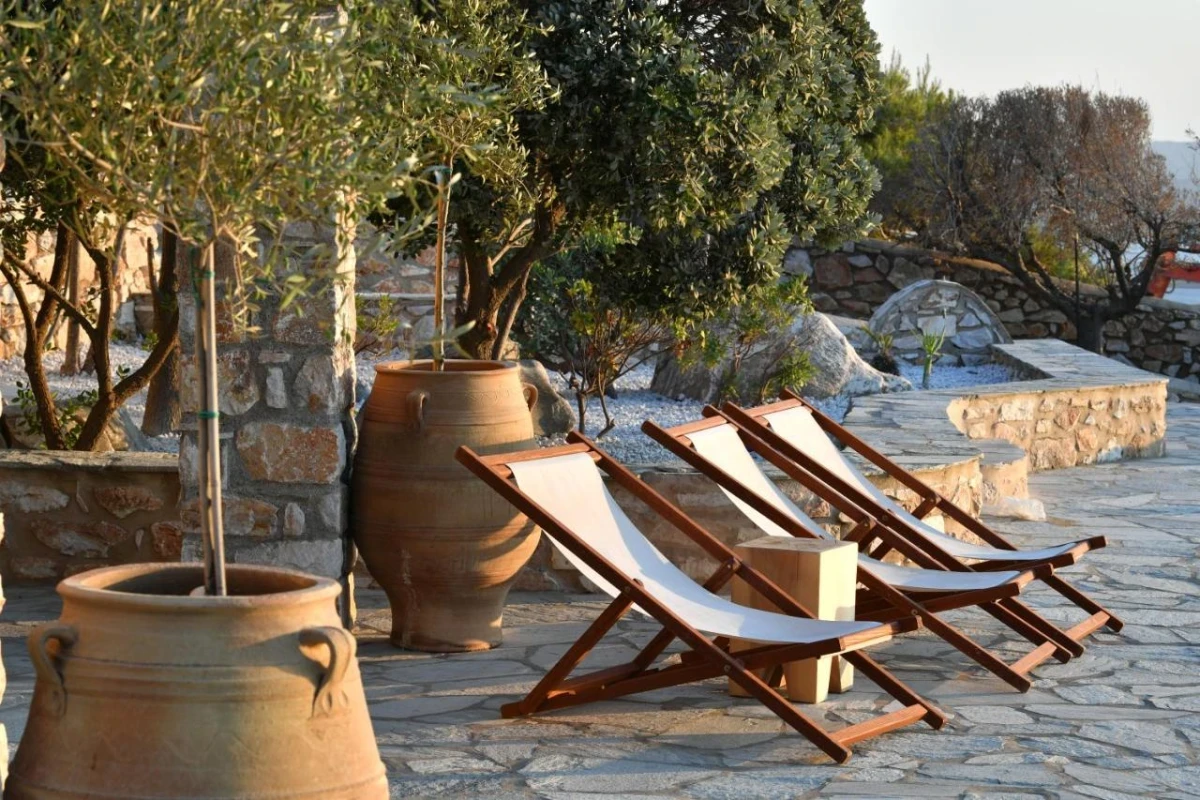 Mythic Paros