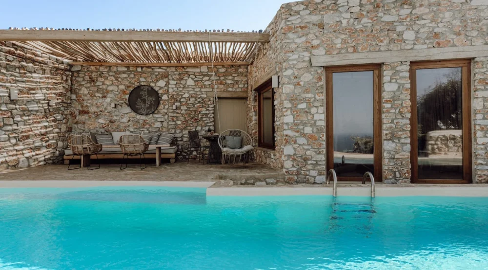 Signature Suite Private Pool at Mythic Paros