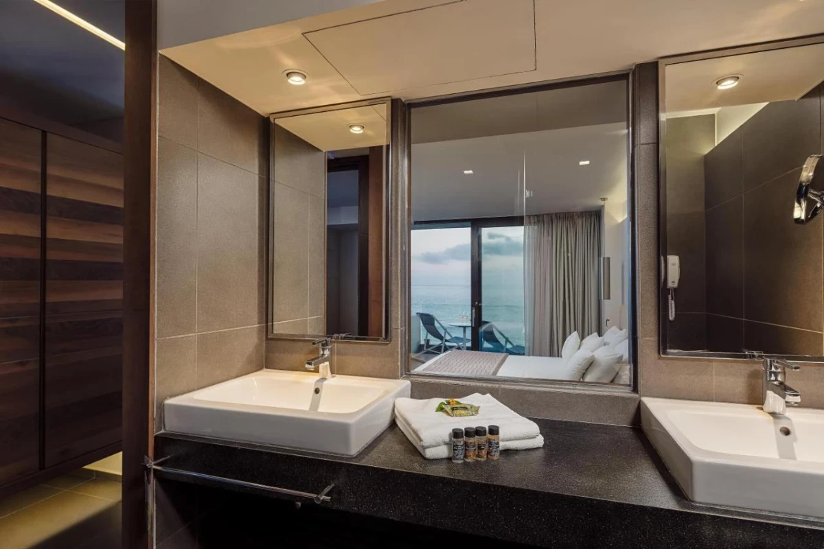 White Rocks Hotel