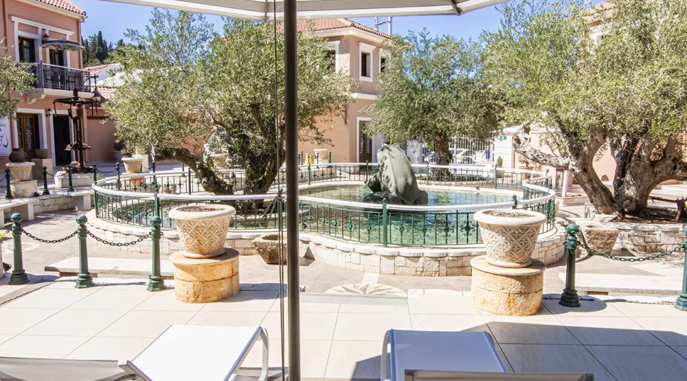 Ground Floor Suite with Courtyard Views 114 at Balhambra Suites