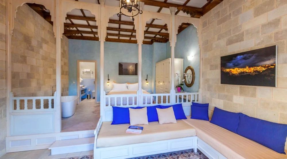 Grand Suite with Private Garden and Outdoor Hot Tub (panselinos) at In Camera Art Boutique Hotel