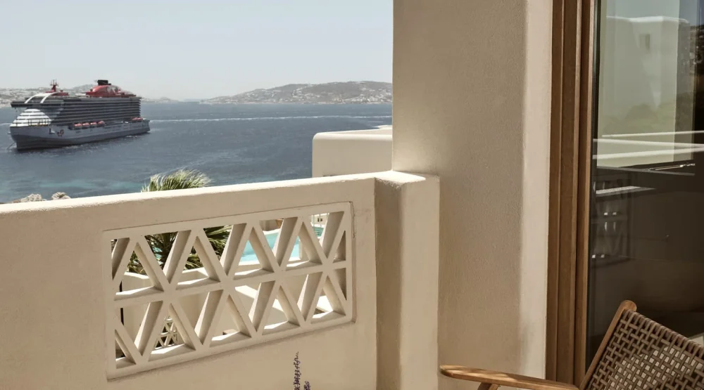 Aeon Suite Sea View at OMEON Mykonos
