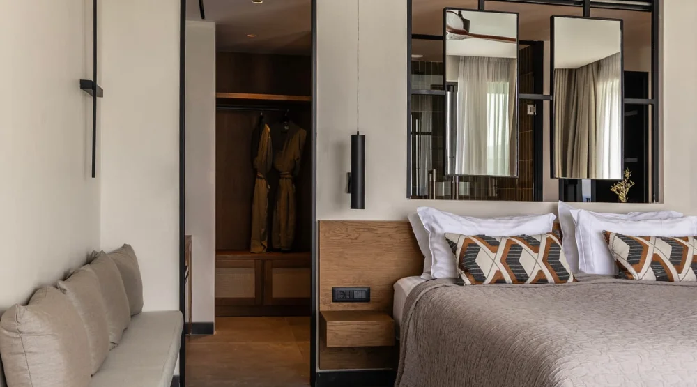 Garden Suite with Sea View at King Jason Zante