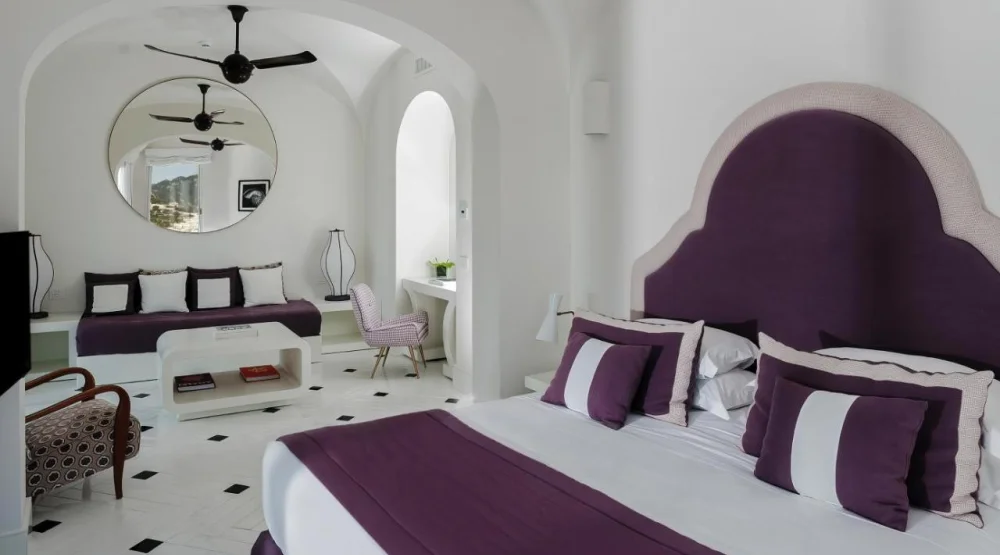 Suite with Sea View at Hotel Miramalfi