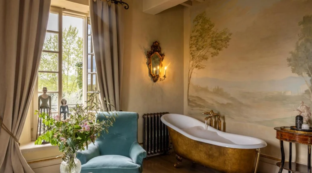 Classic Suite at Borgo Santo Pietro