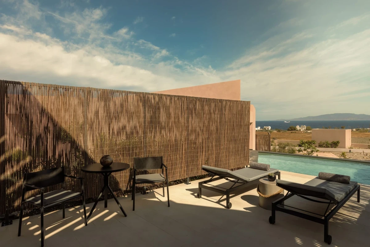 Domes Novos Santorini, Autograph Collection