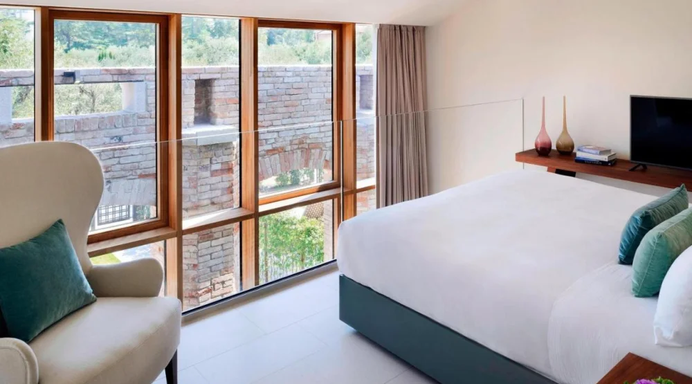 La Maisonette Loft Suite - Split Level at JW Marriott Venice Resort & Spa