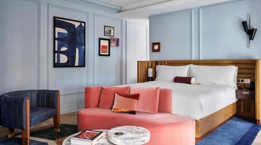 Urban King Suite at W Rome