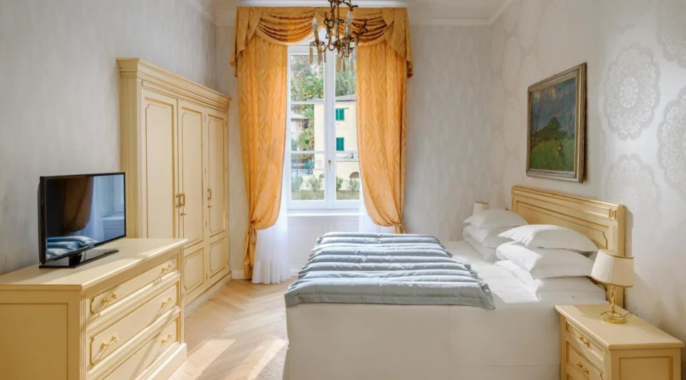 Classic Double Room with Park View at Grand Hotel Villa Serbelloni