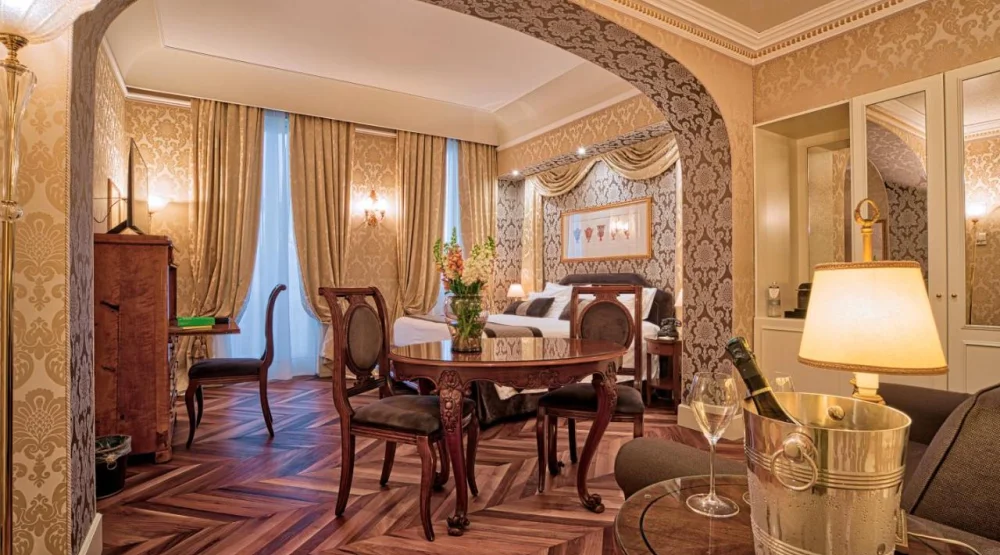 Junior Suite with Lagoon View and Balcony at Londra Palace Venezia
