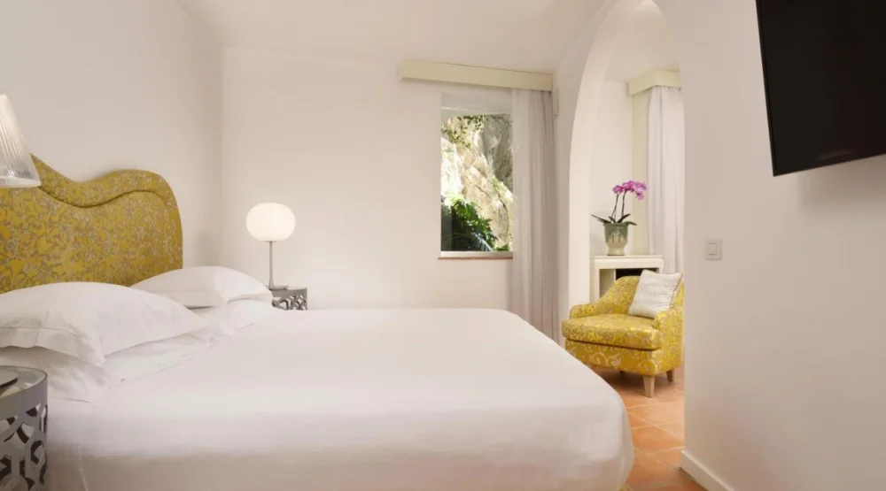 Junior Suite Deluxe with Terrace Sea View at Hotel Piccolo Sant'Andrea