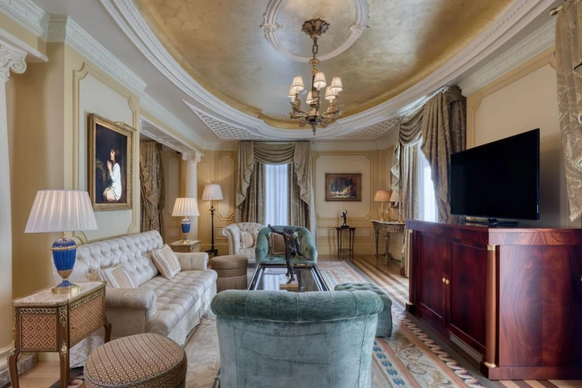 Hotel Grande Bretagne, a Luxury Collection Hotel