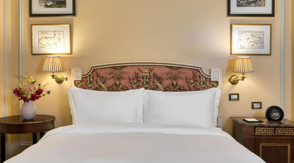 Deluxe at Hotel Grande Bretagne, a Luxury Collection Hotel
